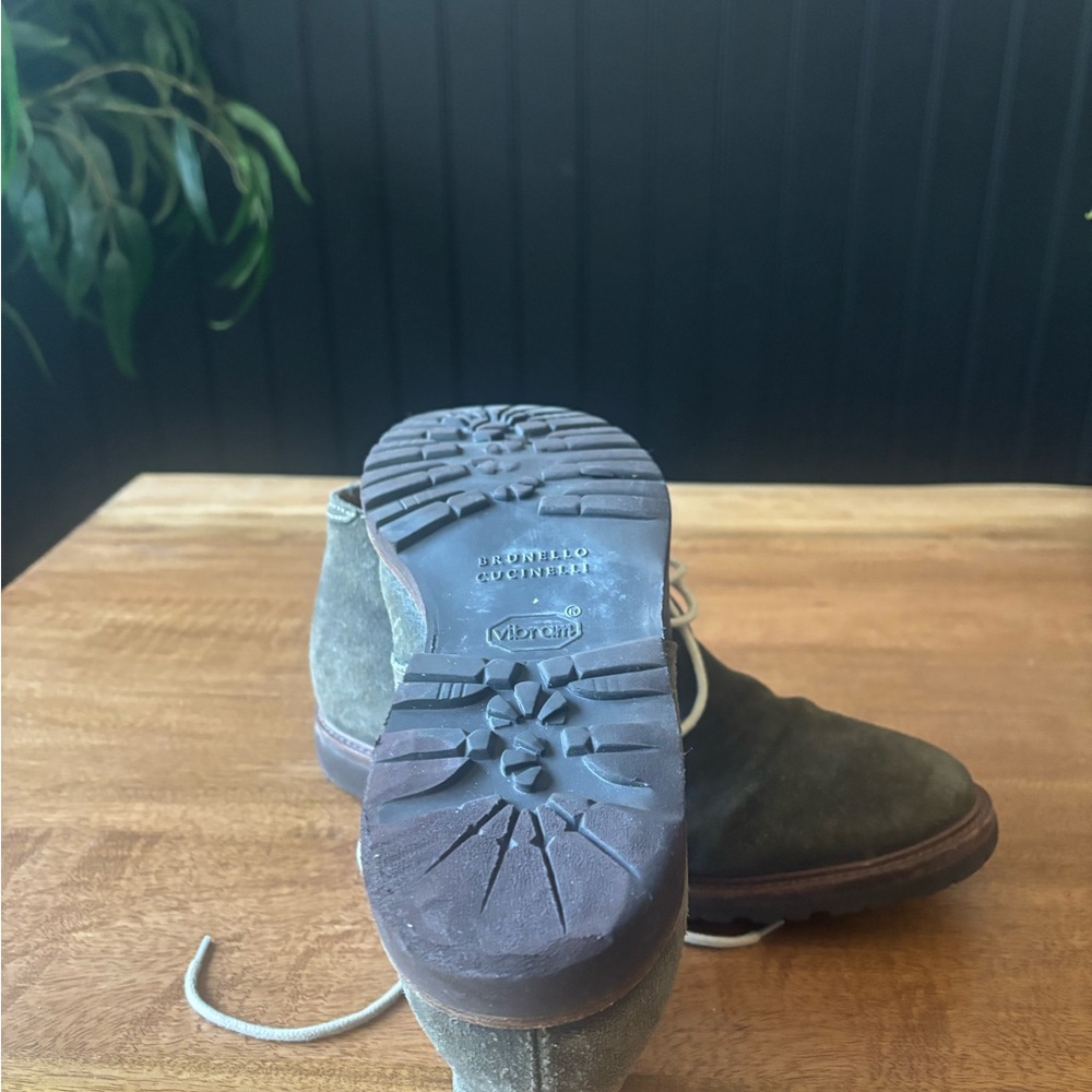 Allen Edmonds Olive Chukka Boots